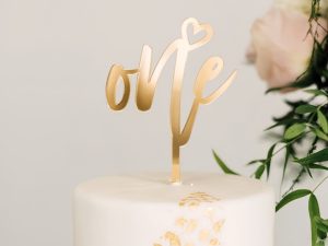 one cake topper